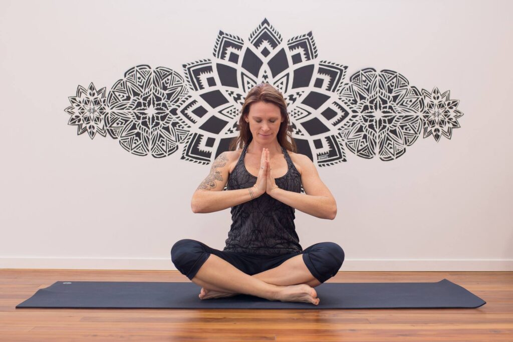 Meditation vs Yoga